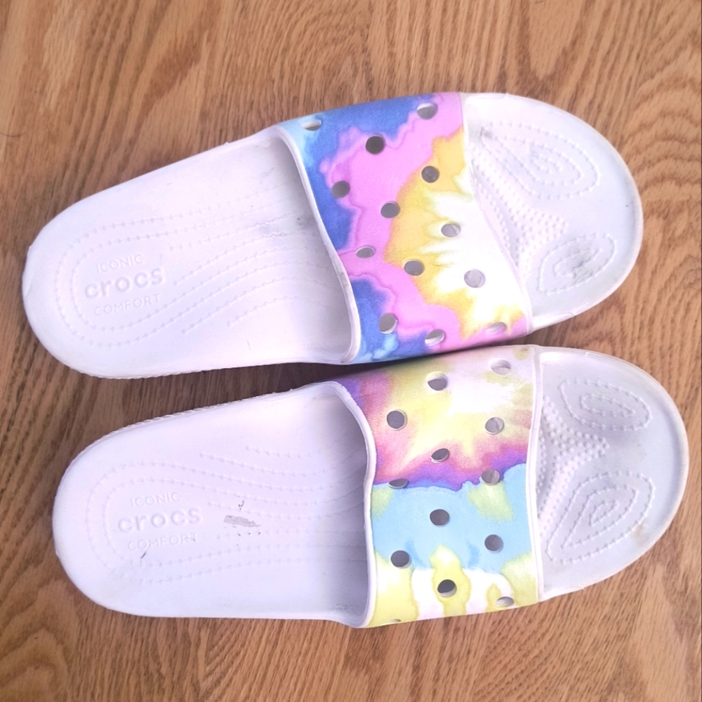 Crocs White Blue Pink Yellow Tie Dye Classic Slide Sandals Size 8
